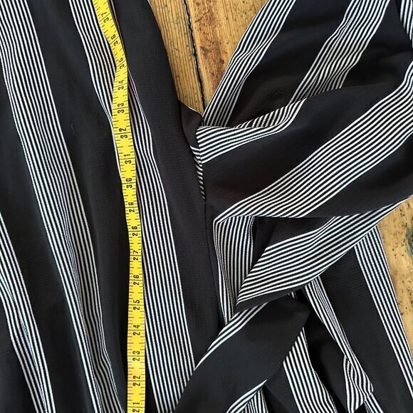 Worthington Black and White Pantsuit ‎ Size 18 - Picture 5 of 10